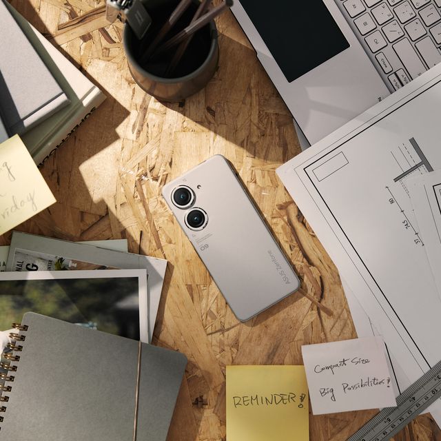 Zenfone 9 Moonlight White